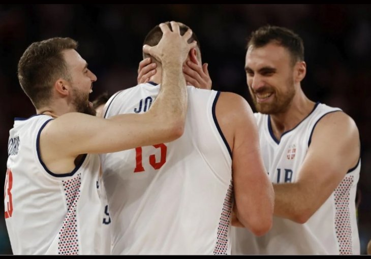 Sramota Srbije! Dok se košarkaši raduju radi OI, njihov kolega je u očaju: 