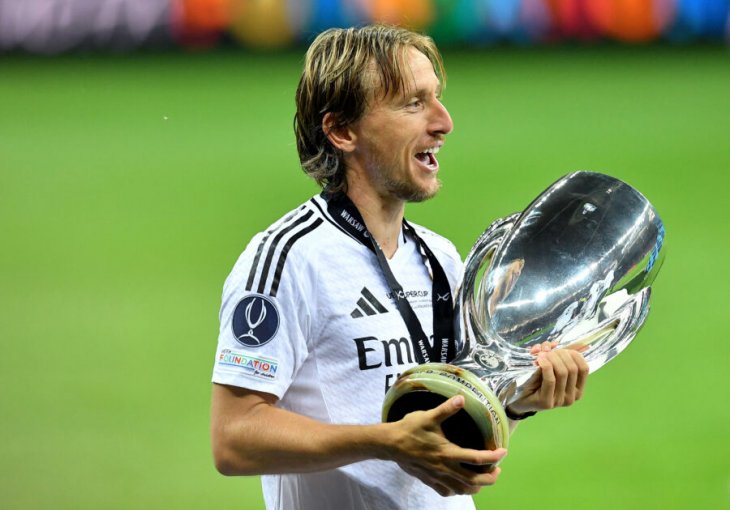 Modrić postao najtrofejniji igrač u historiji Reala
