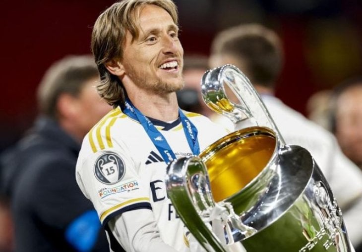 Modrić dobio lijepu vijest zbog koje možda ne mora žuriti s oproštajem od Hrvatske