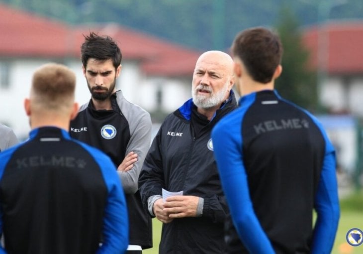 Barbarez objavio “pripreme prije priprema”: Stručni štab je bio zauzet uoči početka LN (VIDEO)