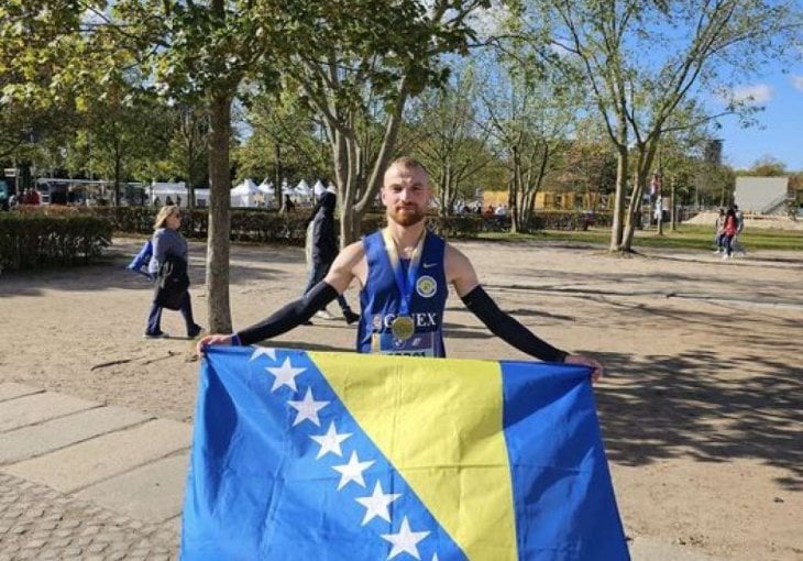 Emir Hastor ostvario sjajan rezultat na jubilarnom 50. Berlinskom maratonu