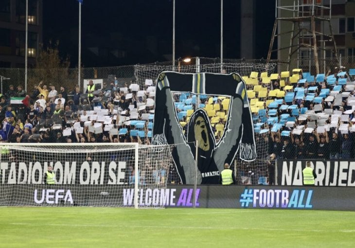 BHF podigao fantastičnu koreografiju na stadionu u Zenici pri intoniranju himne (FOTO)