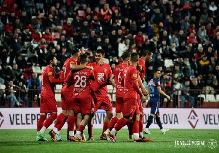 KONAČNO PRAVO IZDANJE MOSTARACA: Raspucani Velež razbio ekipu Posušja na stadionu Rođeni