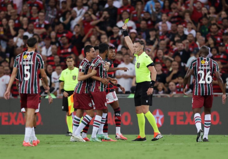 Skandal u Brazilu: Povremeni reprezentativac namjerno dobio crveni karton zbog kladionice! (VIDEO)