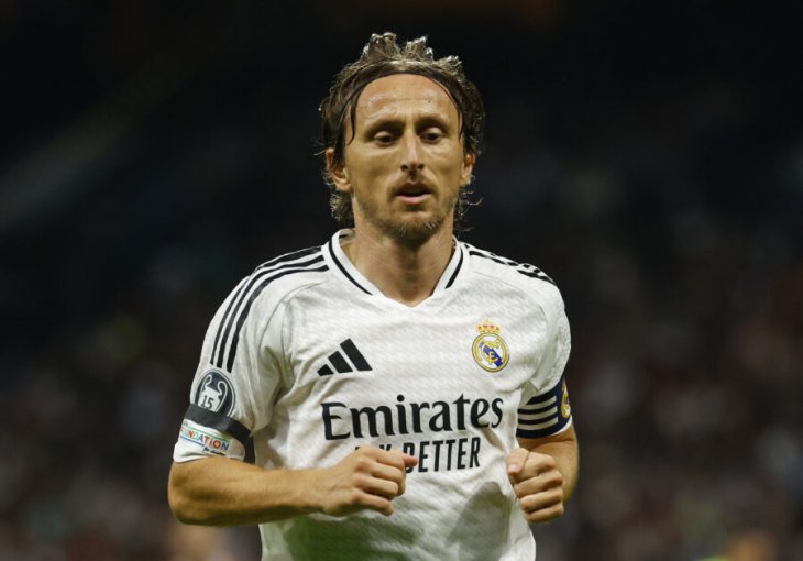NAKON DVA NEOČEKIVANA DEBAKLA Modrić i Ancelotti održali krizni sastanak: Ovo su detalji!