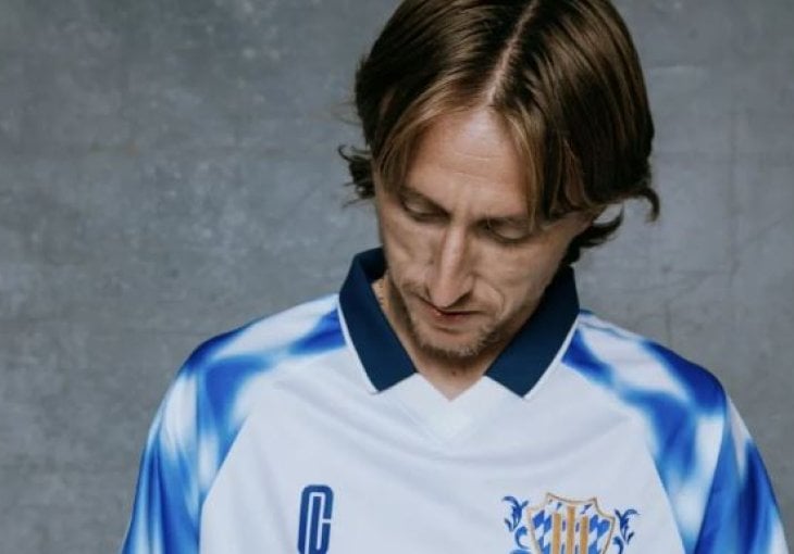 PRAVO NIOTKUDA!  Luka Modrić osvanuo u novom dresu, klupski grb je 