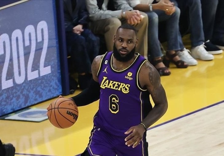 Lebron Džejms ušao u historiju igrajući u NBA ligi i kao tinejdžer i kao 40-godišnjak