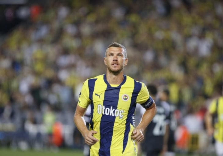 Fenerbahce stao uz Džeku nakon promašenog penala (FOTO)