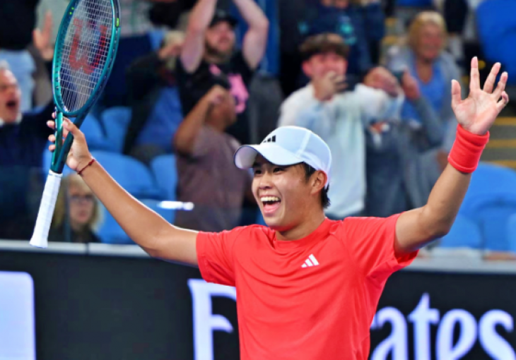 Senzacija na Australian openu: 19-godišnji teniser iznenadio Medvedeva u epskom okršaju!