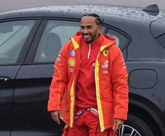 Luis Hamilton zabavlja se s lijepom Ruskinjom: Snimak ih odao