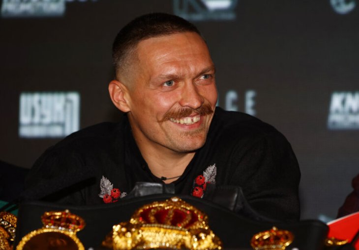 NAVIJAČI ĆE BITI U NEVJERICI: Usyk otkrio koliko borbi će odraditi prije odlaska