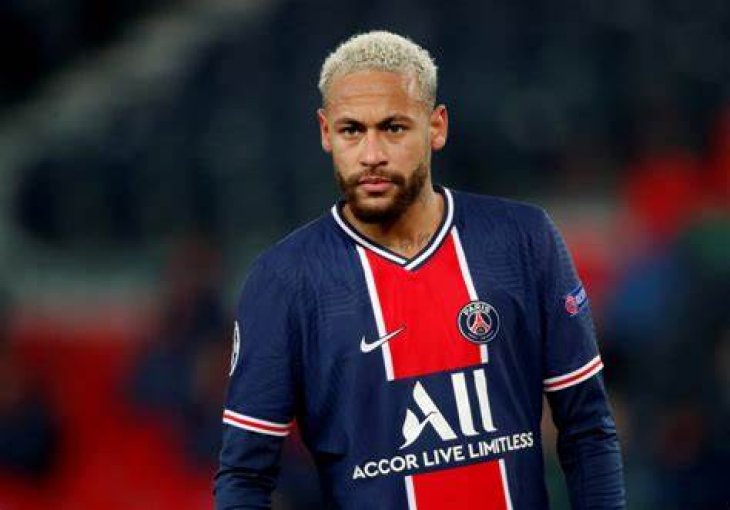 Neymar se vraća u Santos i oduševljava svijet: Majstorski slobodnjak koji je uništio golmana!(VIDEO)