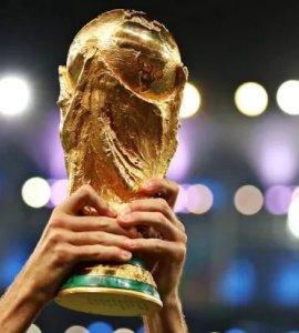 Ludilo koje ne poznaje granice: Prodao kuću da bi gledao reprezentaciju