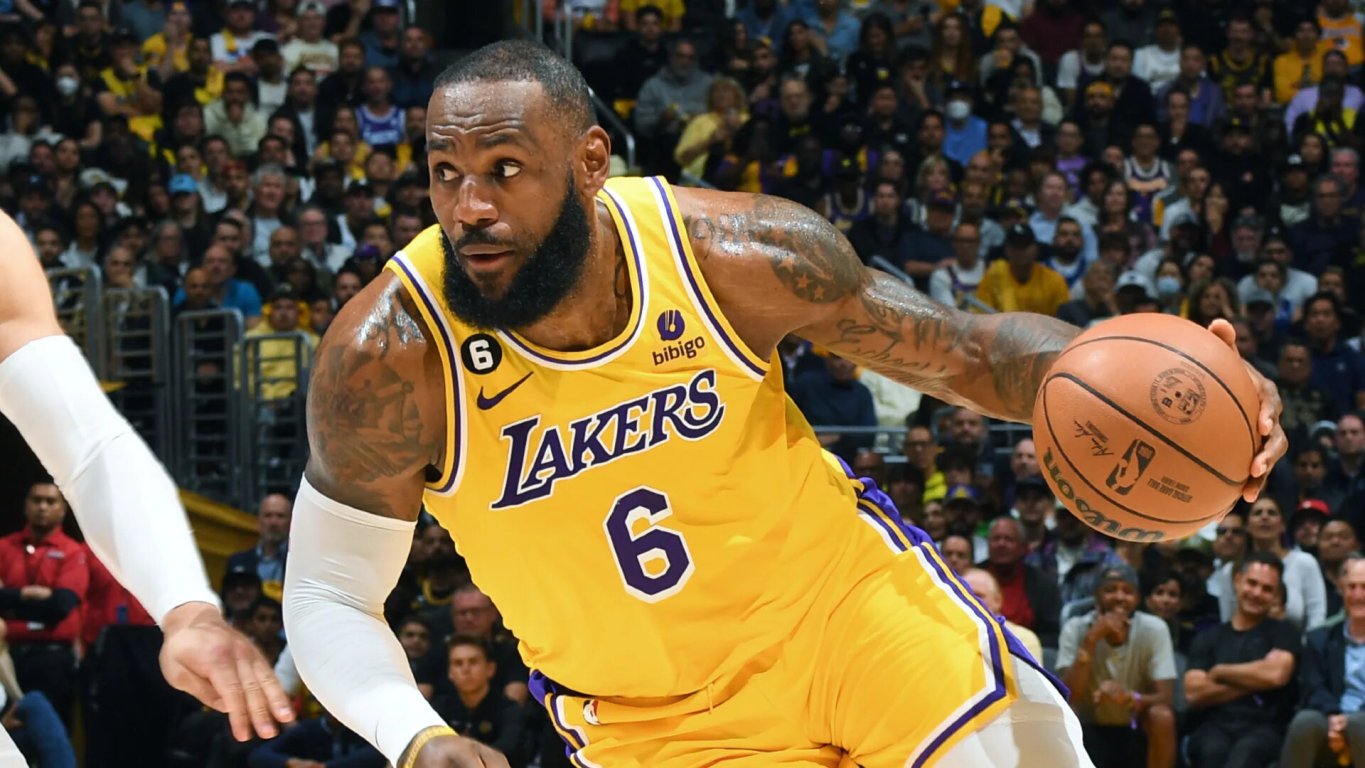 lebron-driving-1