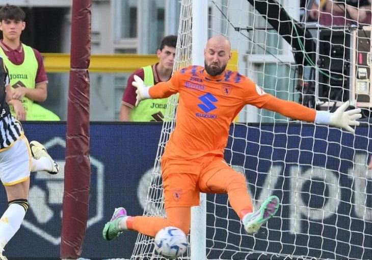 Savić na meti Uniteda: Srpski golman sve bliže transferu karijere