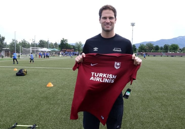 Asmir Begović na pragu senzacionalnog povratka