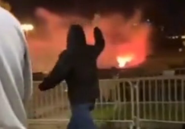 Navijači Zvezde bacili baklju prema „Ćacilendu“, uzvici protiv Vučića izazvali pažnju