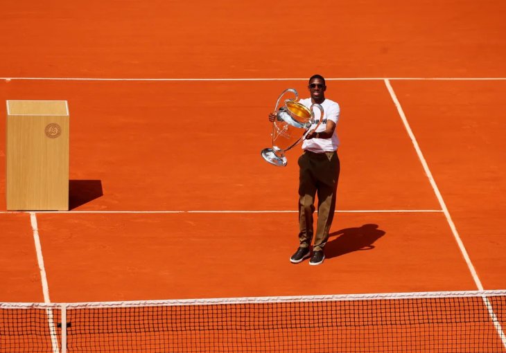 Roland Garros ovo ne pamti: Potpuna ludnica kada su ugledali heroja Pariza