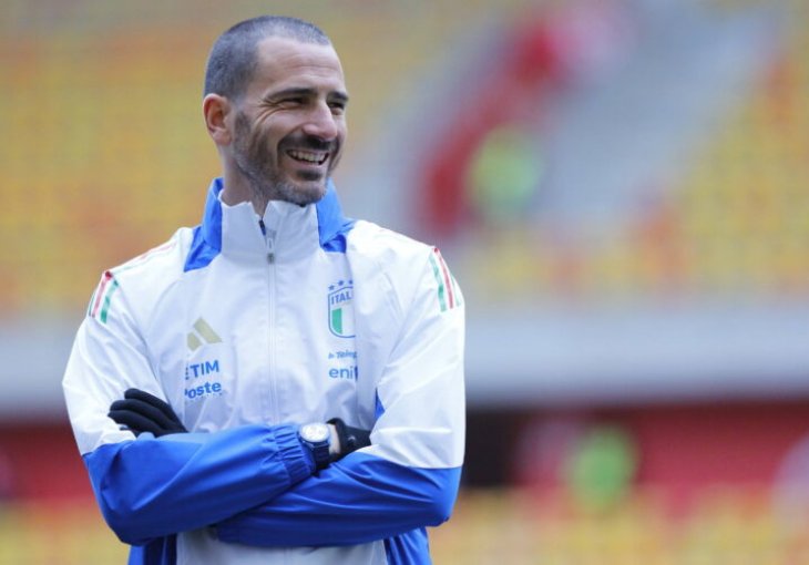 Bonucci brutalno srušio Houghton na humanitarnoj utakmici, ali sve završilo uz osmijeh
