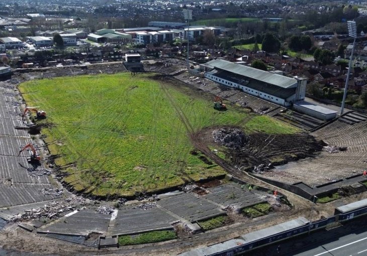 Napušteni stadion je zarastao. Trebao je ugostiti Euro pa dobio 58 mil. € za obnovu