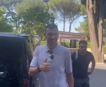 Džeko stigao na ljekarske preglede u Italiji, uskoro potpisivanje ugovora! (VIDEO)