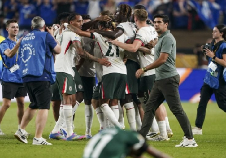 Autogol golmana presudio u finišu, Chelsea u polufinalu SP