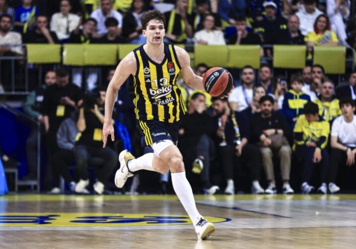 Tarik Biberović ostaje u Fenerbahčeu, odbio NBA ponudu