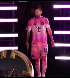 MESSI NA KORAK OD ODLASKA IZ SAD-a: Uskoro ćemo ponovo gledati derbije njega i Ronalda?