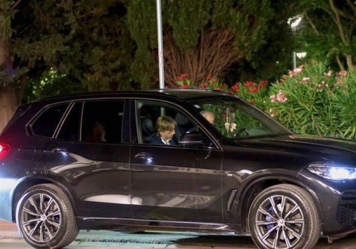 Modrić nakon potpisa za Milano sletio u Zemunik: Evo ko ga je dočekao