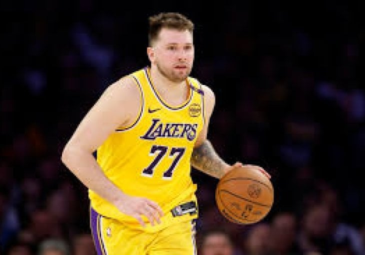 Luka Dončić potpisuje rekordni ugovor sa Lakersima: 165 miliona dolara za trogodišnji sporazum!