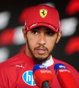 Hamilton progovorio o tome šta mu nedostaje i šta mora popraviti da bi zablistao u Ferrariju