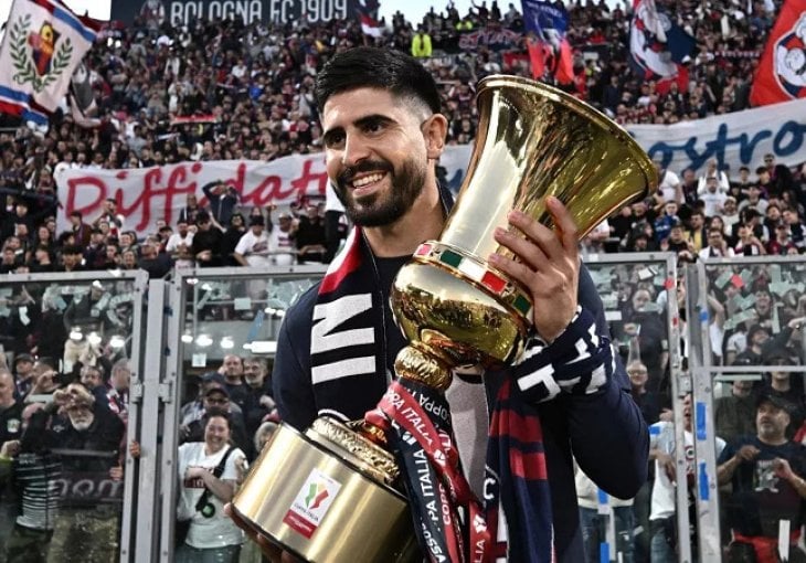 Dugo sanjani povratak ostaje samo želja: Martin Erlić potpisao, ali ne za Hajduk!