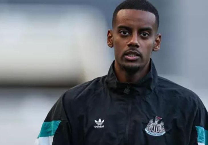 Otkriveni privatni razgovori Alexandera Isaka s trenerom, navijači Newcastlea i Liverpoola dobili su 'dojavu' o transferu