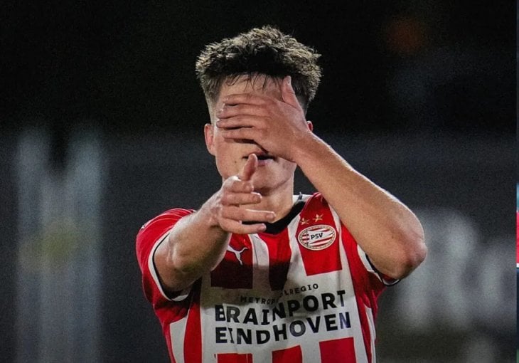 Bajraktarević ušao s klupe i postigao dva gola za PSV (VIDEO)