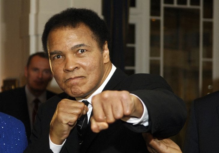 Prodaje se vojna knjižica legendarnog Muhammada Alija: Očekuje se milionska zarada na aukciji