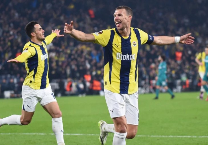 Fenerbahče u haosu: Navijači bijesni zbog odlaska Džeke!