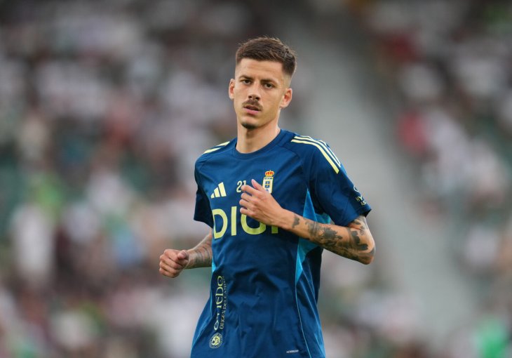 Pobeda Ovieda pod Paunovićem: Ilić zapalio derbi i dobio crveni