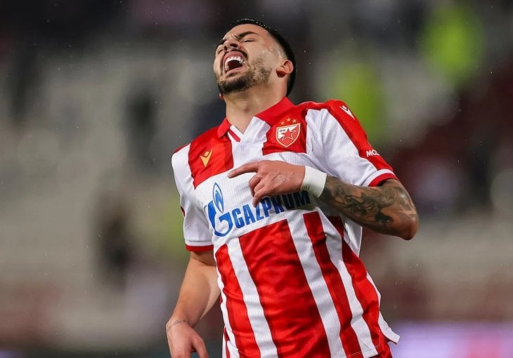 Nevjerovatna scena: Navijači Crvene zvezde traže od Radonjića da sam napusti teren!