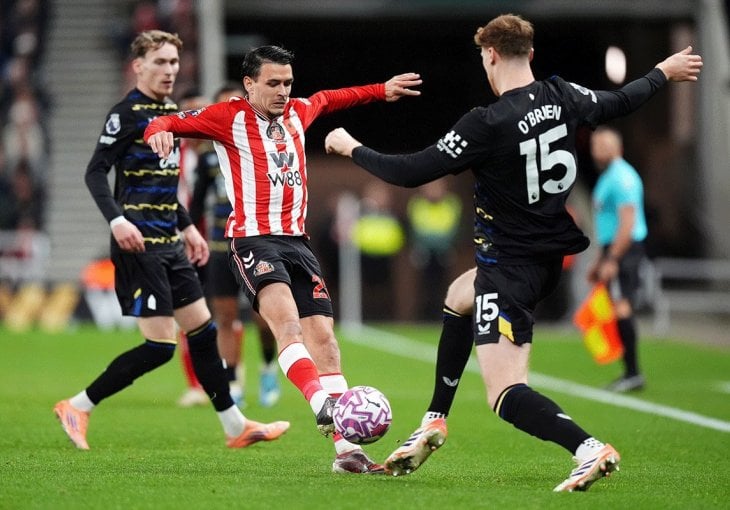 Drama u Premijer ligi: Everton poveo, pa jedva izvukao bod protiv Sunderlanda!