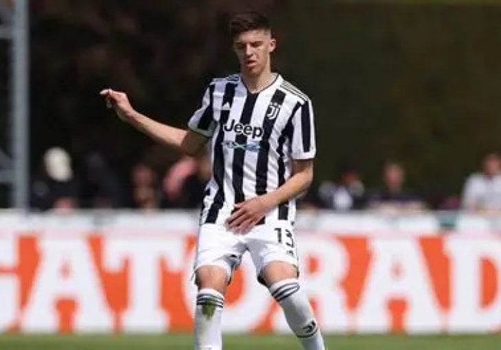 Tarik Muharemović oduševio Apenine: Poklonio dres koji je sve rasplakao