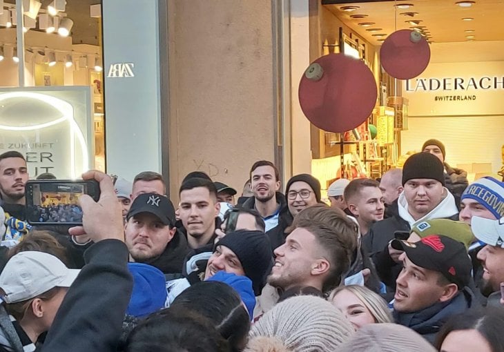 Neočekivani napadač stigao u Beč da podrži Zmajeva: Zbog povrede ne predvodi napad BiH, ali će predvoditi navijače
