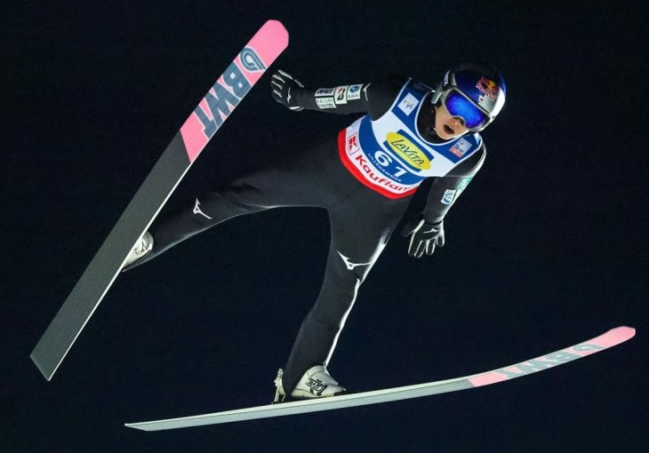 Prevc najduže letio, ali Kobayashi slavio u Lillehammeru