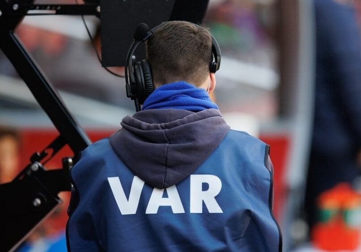 Veliki potres u fudbalu: FIFA sprema novu VAR revoluciju za Svjetsko prvenstvo?!