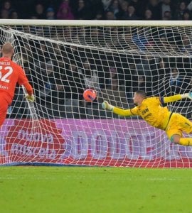 Kakva raketa: Je li srpski golman Napolija ovim golom srušio svjetski rekord? (VIDEO)