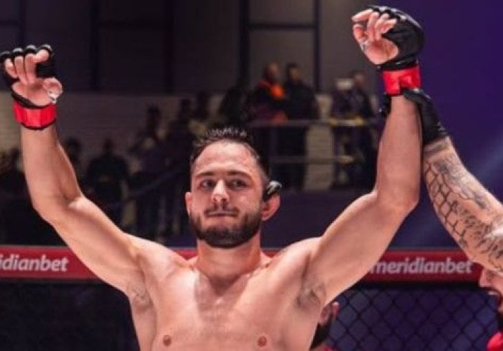 MMA zvijezdi bilo zabranjeno da uđe u oktagon sa zastavom s trobojkom