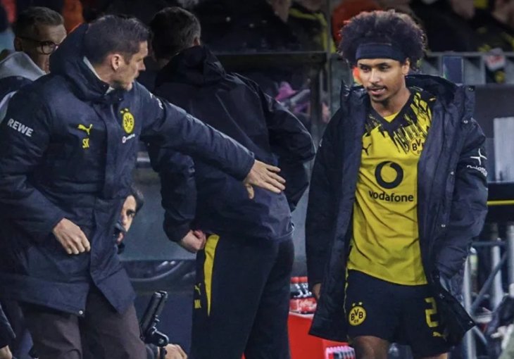 Borussiju upozoravaju: “Prodajte Adeyemija dok još možete – tempirana bomba u Dortmundu!”