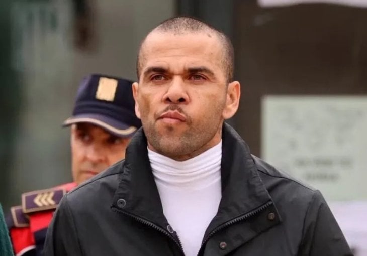 Dani Alves planira povratak nogometu: Kupuje portugalski klub i želi još jednom zaigrati