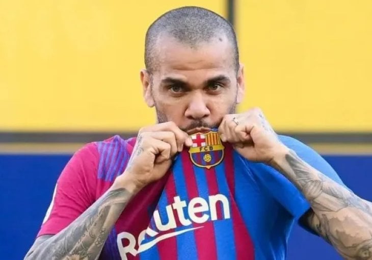 ŠOK IZ PORTUGALA: Dani Alves kupuje klub i sprema se za povratak na teren u 42. godini!