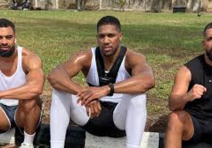 Anthony Joshua u teškoj situaciji nakon saobraćajne nesreće