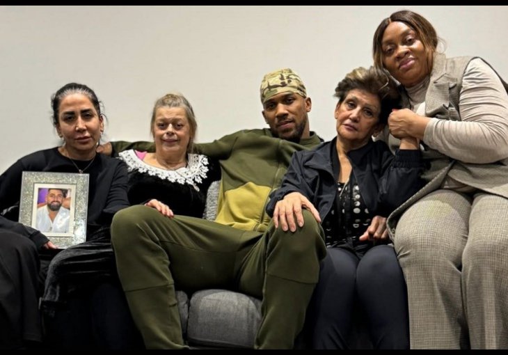 Anthony Joshua se oglasio javno po prvi put nakon tragedije